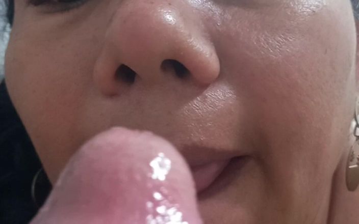 Valkyrieandluigy: Fantasi sepong kontol sampai tenggorokan