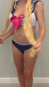 Sailor Moon Cosplay Try on