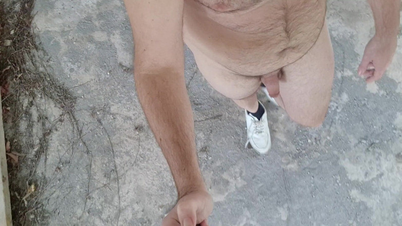 Mirko2589: Walking All Naked in Street