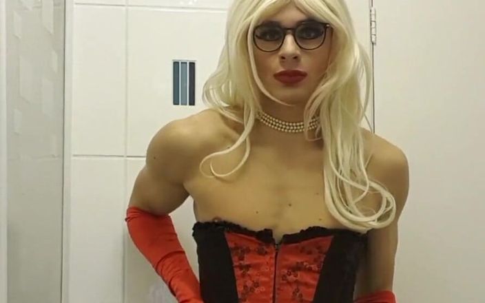 JessicaXD: La blonde Jessica taquine un petit corset rouge noir excité,...