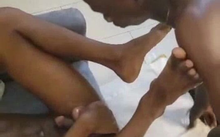Sweetass132: 내 자지를 그의 엉덩이에 너무 맛있게