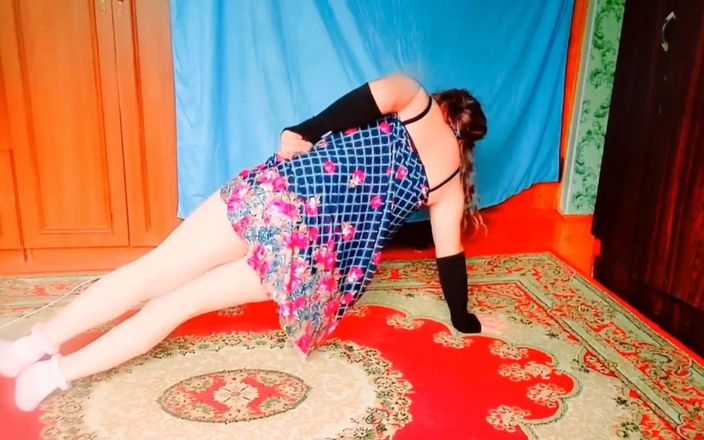 Kitty_Cross: 潜入热辣的性感世界：探索诱惑的诱人和迷人的一面