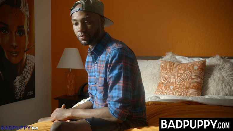 Bad Puppy: Landon baise sans capote Tylers, trou du cul étroit