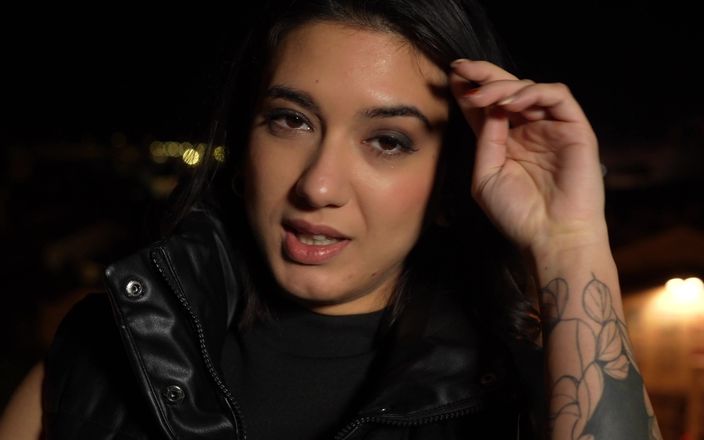 Jetsexproductions: Une jeune Marseillaise teste le sexe anal