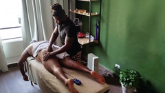 TheBlacKHunterr: Camera înregistrează masgem pe urs