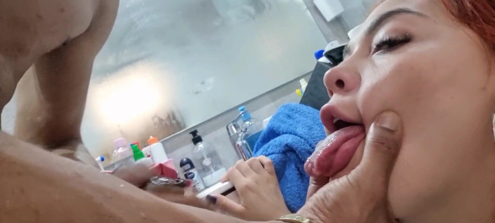 ep3kofficial: Toilette-pOV-fetisch rauchen, blowjob-fick, anal-creampie, dicker arsch
