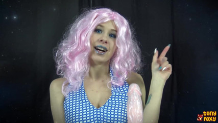Tony Foxy: Blue eyes pink cock suck