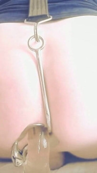 Sulu dildo yolculuğu ve götümde anal kanca 2