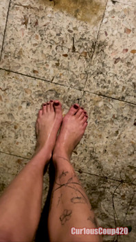 Babe My Feet Are Cold