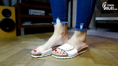 Czech Soles - foot fetish content: Korkové pantofle a bosé pózuje, POV