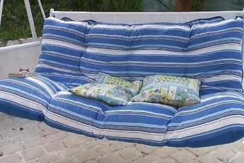 Videos Francaises: Cette MILF française aux cheveux noirs adore quand elle chevauche...