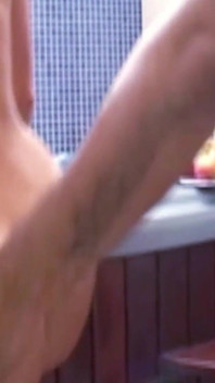 Transexual latina tetona en un spa follada analmente por una polla gruesa