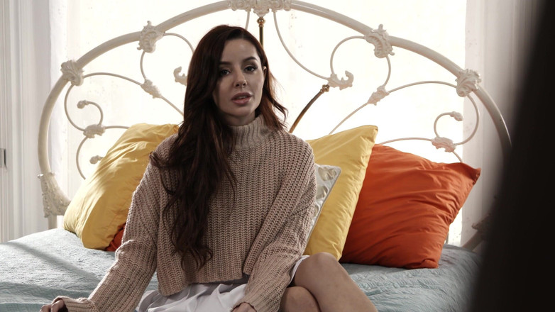 Sweet Sinner: Ponechat ji ve třídě