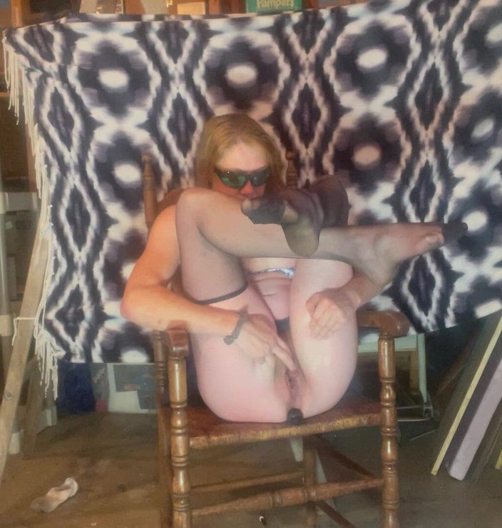 WhisperBay: Risky Pregnant Furniture Slut