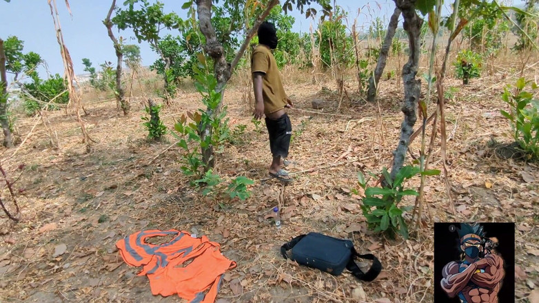 Bigdickmask1: Сексуальна мініатюрна мусульманська дівчина на околиці села отримала домінування від великого члена