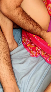 Desi Hot Aunty Sharing Her Uncontrolled Feelings to Friend Hindi
