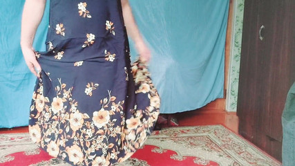 Kitty_Cross: Calda bionda gay in abito milf youtuber travestitokitty