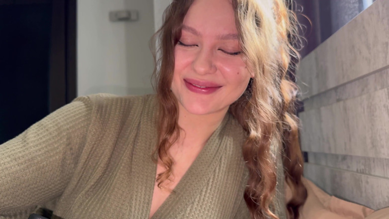 Alexa Poshspicy: POV: Stepaunt Caught Me Masturbating and Offered to Fuck Her...