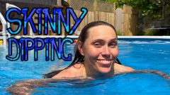 Wamgirlx: Skinny Dipping in my new Swimming Pool