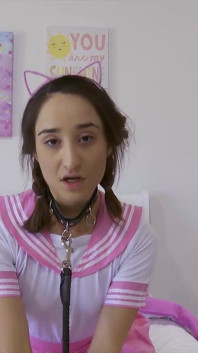 Isabella drăguță este tatisa mică curvă pasionată de pișat