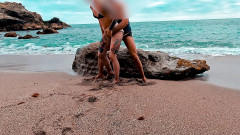 MaskCouple: Sex na pláži! Válcování a přijetí spermatu do kundičky