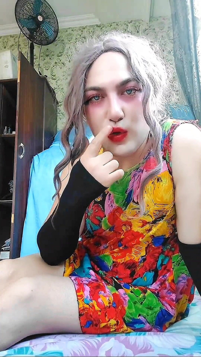 Kitty_Cross: Favolosa Flair: il miglior spettacolo di travestito! Il travestito gattino