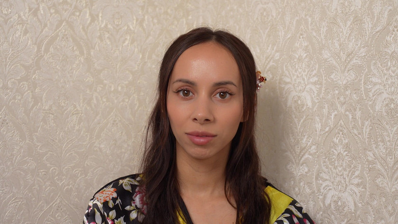 Pantera Nika: Dívám se na kameru v kostýmu gejšy