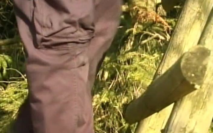 Gay 90's Vintage Porn: Гарячий чоловічий сеанс поцілунків No3