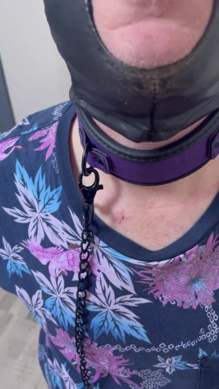 Maitresse Clara: Nach 7 Tagen Tragen garantiert der Geruch!