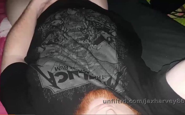 Jax harvey: Mira mi polla crecer mientras froto la cabeza de mi...