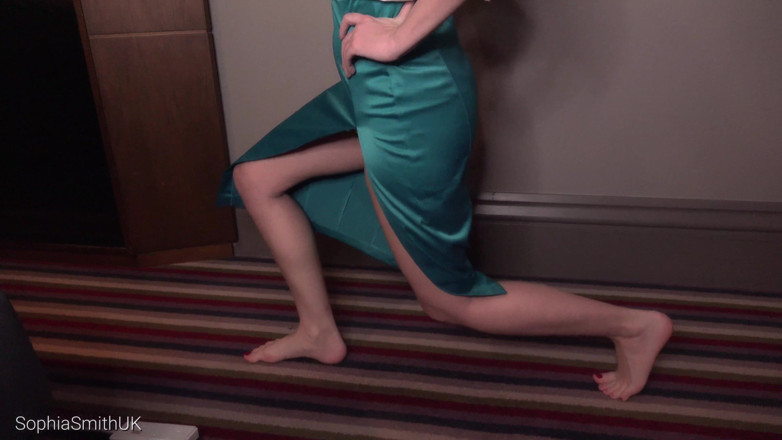 SophiaSmithUK: Secretary stretches