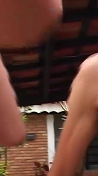 Blowjob awek di luar meleleh, kegilaan menjolok basah