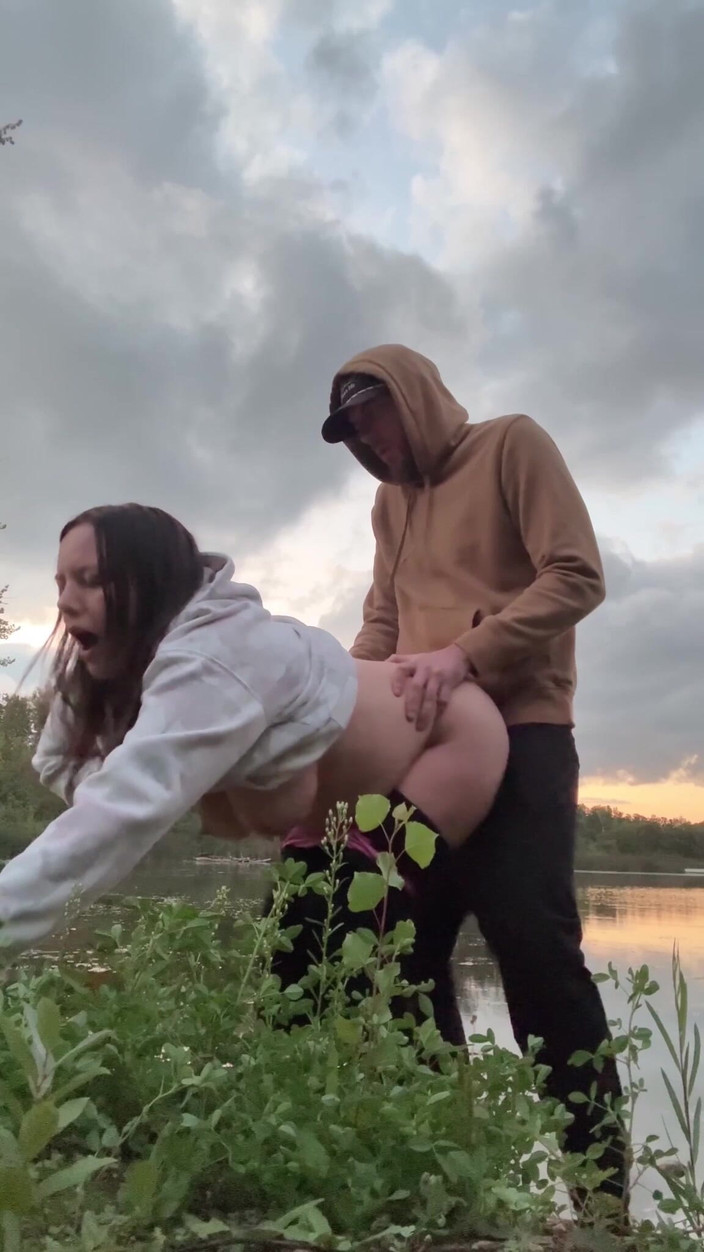 Mya Lane: J’ai Failli Me Faire Prendre En Train De Baiser Au...