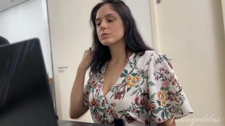 Shamelesscouple: Obéis à ton patron - domination, facesitting, crachat et squirt 4k