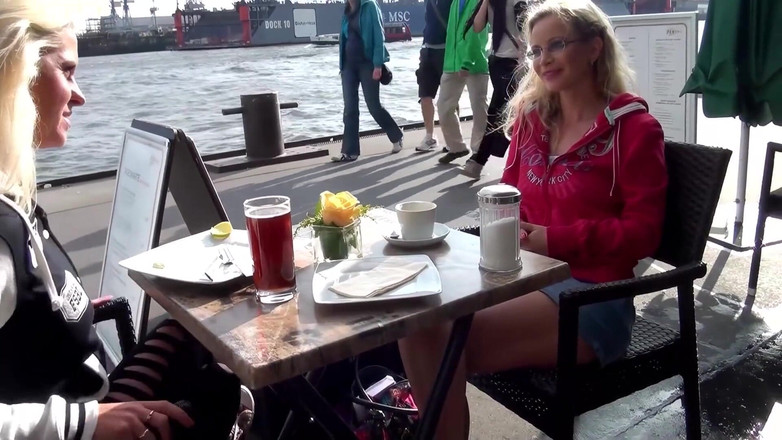 MMV Films and Clips XXX: Biggi Bardots Würzige Abenteuer in Hamburg Beim Ficken