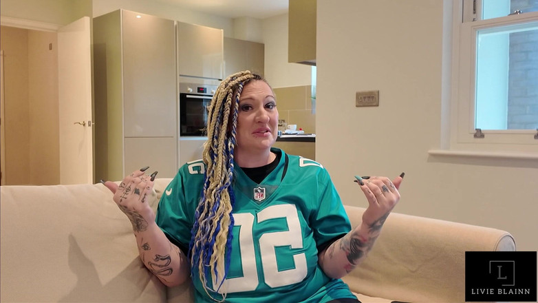 Livie Blainn: Live con Livie It up - vere chiacchiere con Blake Debarge...