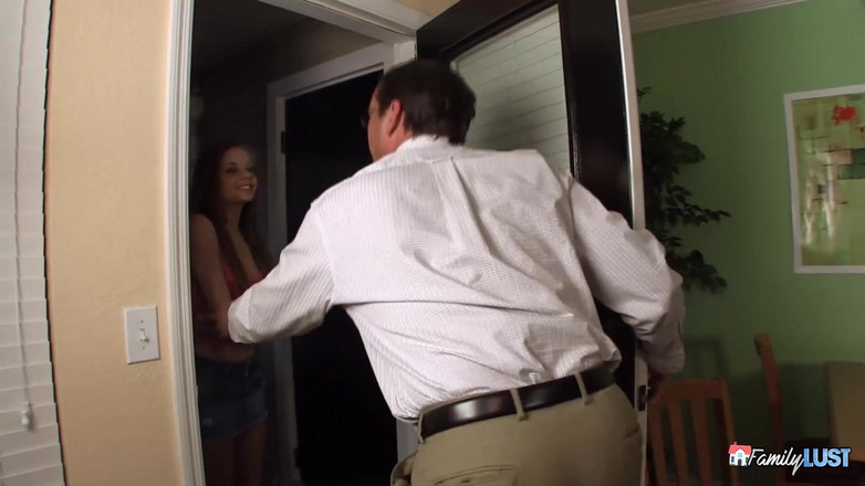 FamilyLust: Fantasi terlarang sama ayah tiri