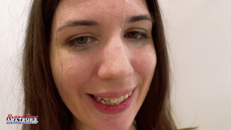 Brand New Amateurs: Deel 2 van 2 onderdanige milf neukt en zuigt pik en neemt...