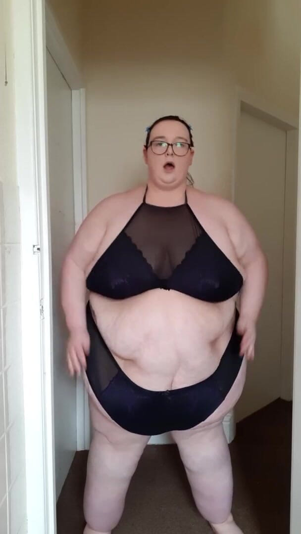 SSBBWLadyBrads: Lingerie sexy su questo bel corpo