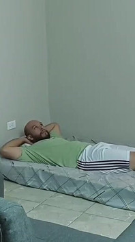Yine kocamın arkadaşını siktim! Ne sürtüküm ben! Umarım hamile bırakmıyorumdur!