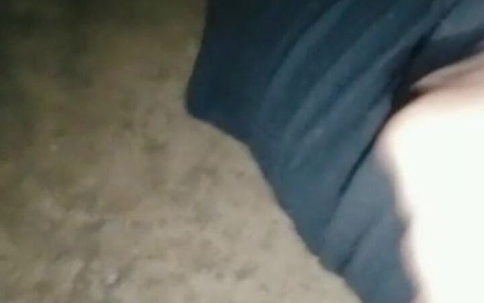 Xboyricky: Desi-typ masturbieren seinen gebogenen penis