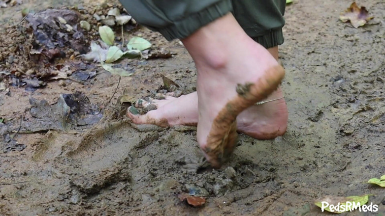 PedsRMeds: Peaches Kim Barefoot in the Mud