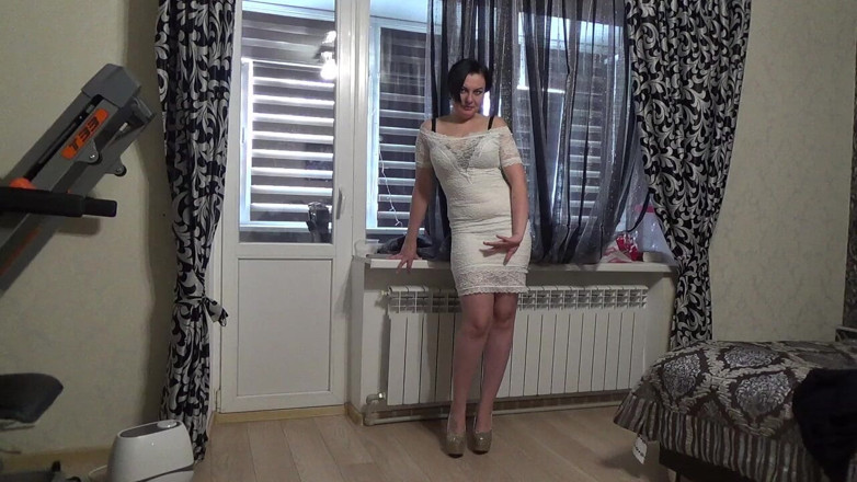 Sexy Milf: Il mio vestito più sexy N2 Modella piccolo abito bianco...