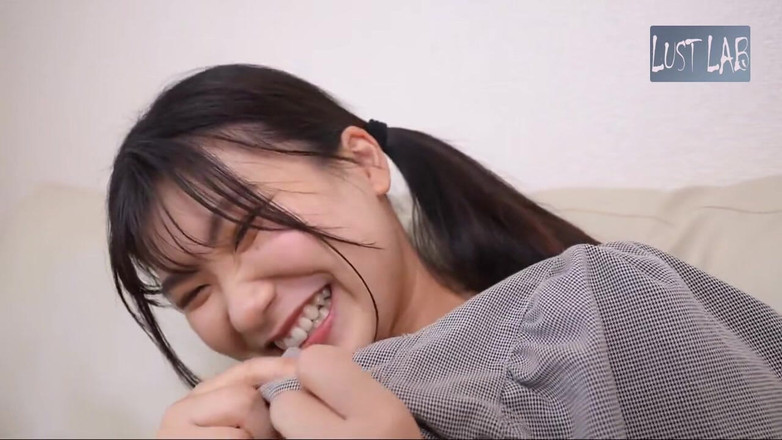 Lust JAV lab: Испорченная наличными скромная девушка охотно становится тайной соблазнительницей 01