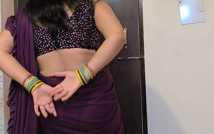 Puja ki jawani: Hintli kadın çıplak dans ediyor