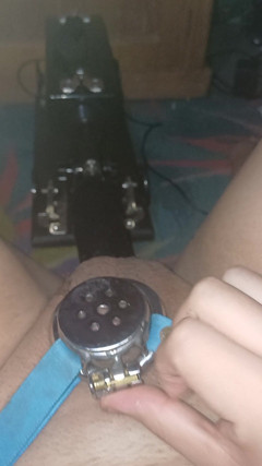 Fuck Machine Chastity thumbnail
