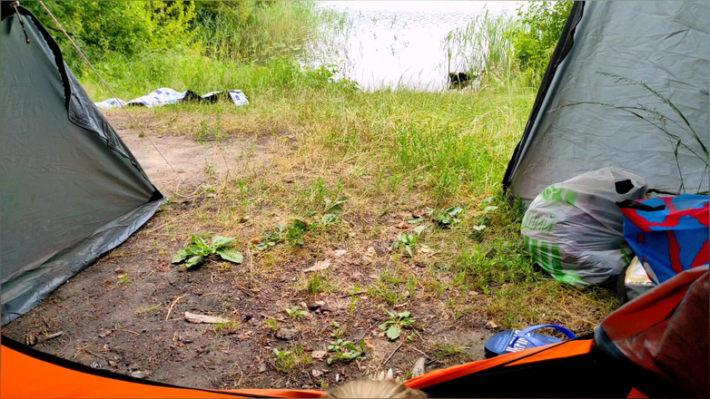 S-Wife Katy: भूखी गांड चुदाई जंगल वाली मर्दखोर सख्त गांड चुदाई के लिए सुबह मेरे तंबू में चूसती है