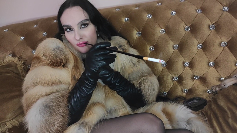 Princess18_: Fur Goddess Sexy Smoke