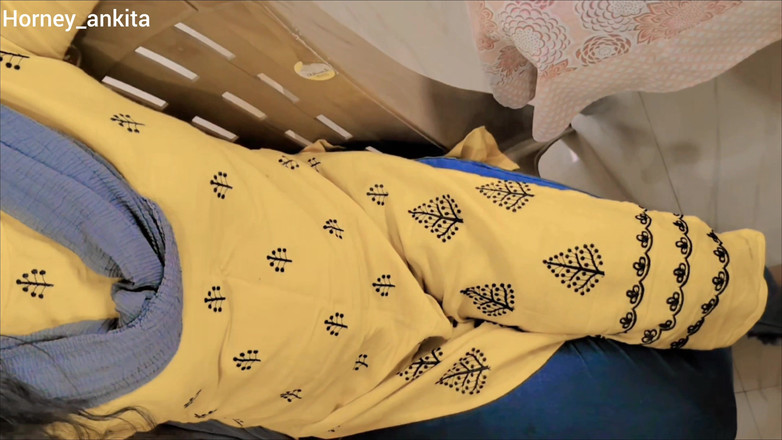 Horney_Ankita: Desi Frumoasa Profesoară studentă în pizdă strâmtă futai hindi audio XXX,...