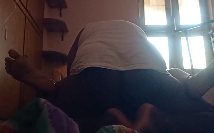 Desi village sex: Sex în casă desi